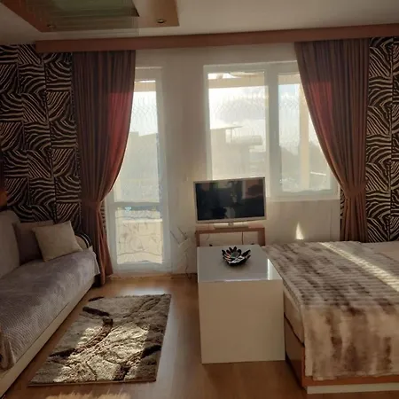 Διαμέρισμα Cozy In Sanny *